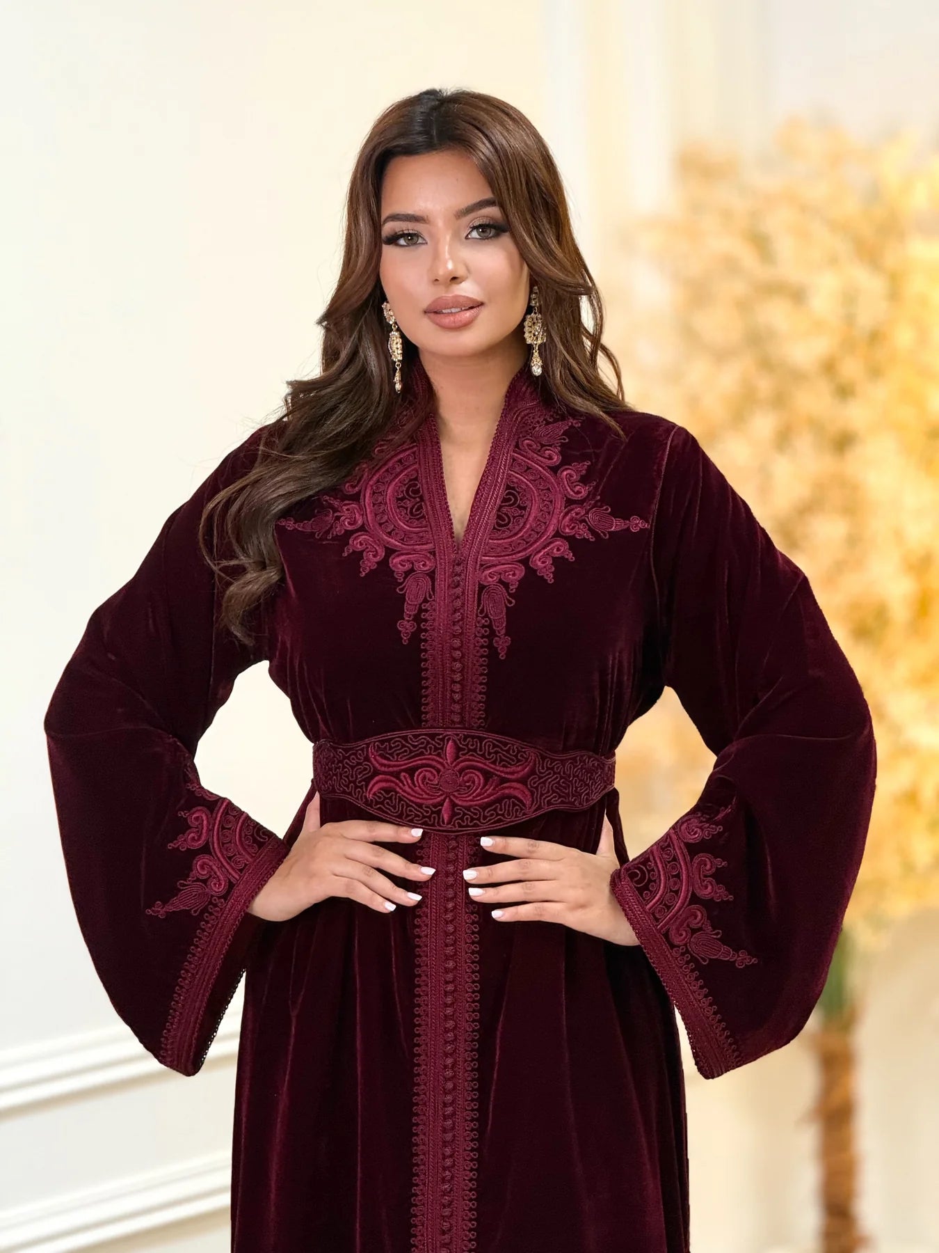 Insaf Bordeaux Kaftan – Robe marocaine artisanale – vue produit 6