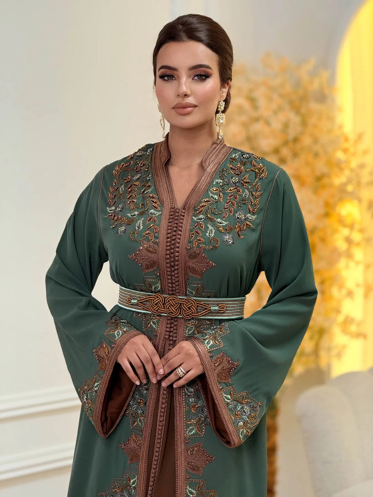 Keltoum Vert Takchita – Robe marocaine deux pièces – vue produit 4