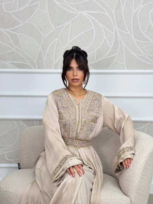 Nihal Beige Takchita – Robe marocaine deux pièces
