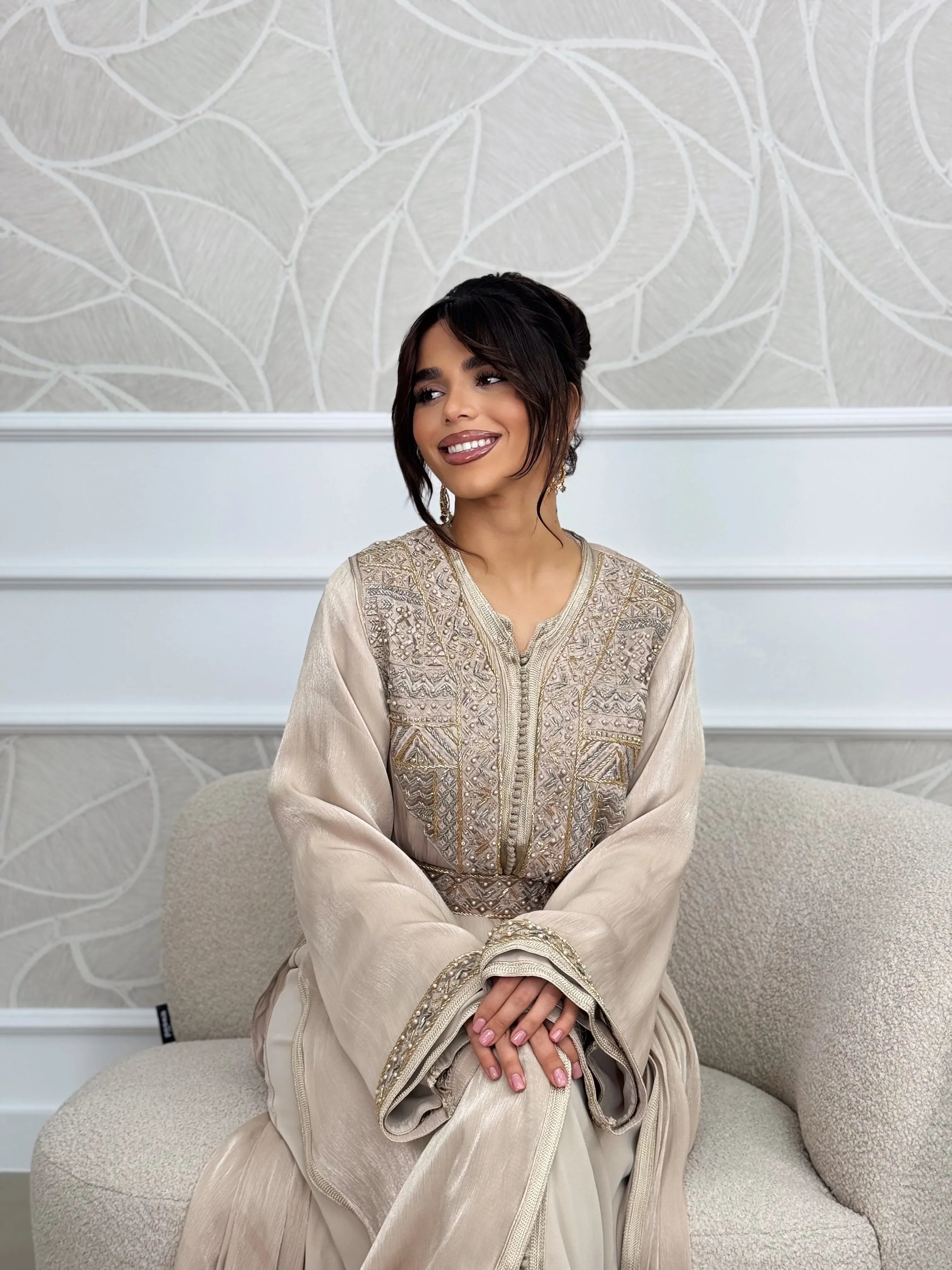 Nihal Beige Takchita – Robe marocaine deux pièces