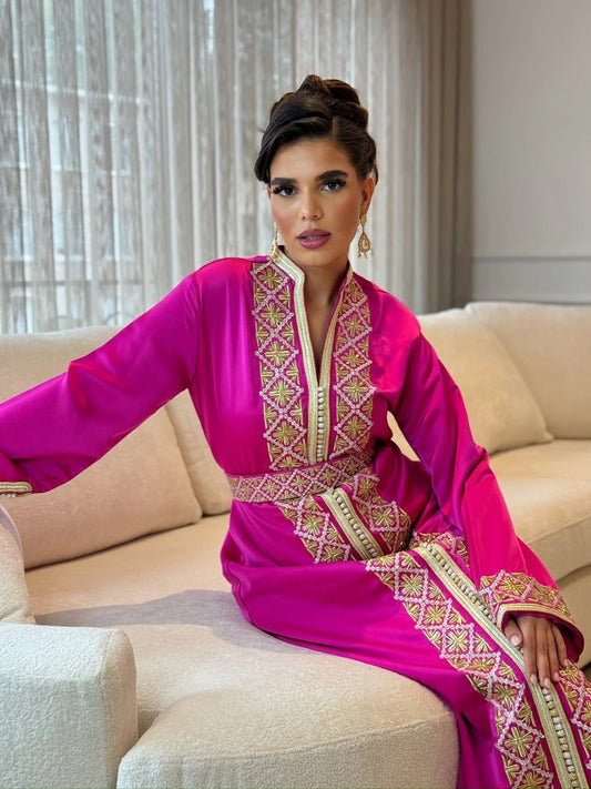 Dounia Rose Kaftan – Robe marocaine artisanale