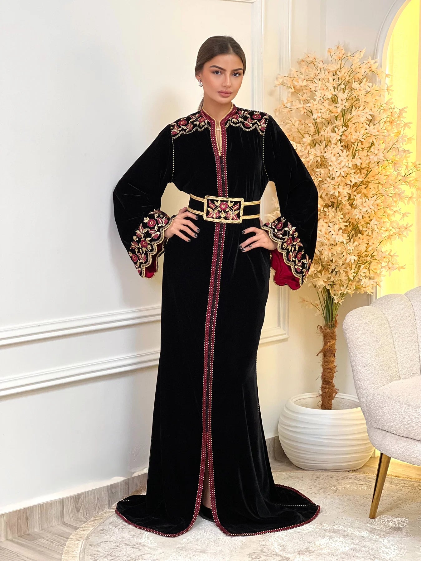 Lamiaa Noir Kaftan – Robe marocaine artisanale