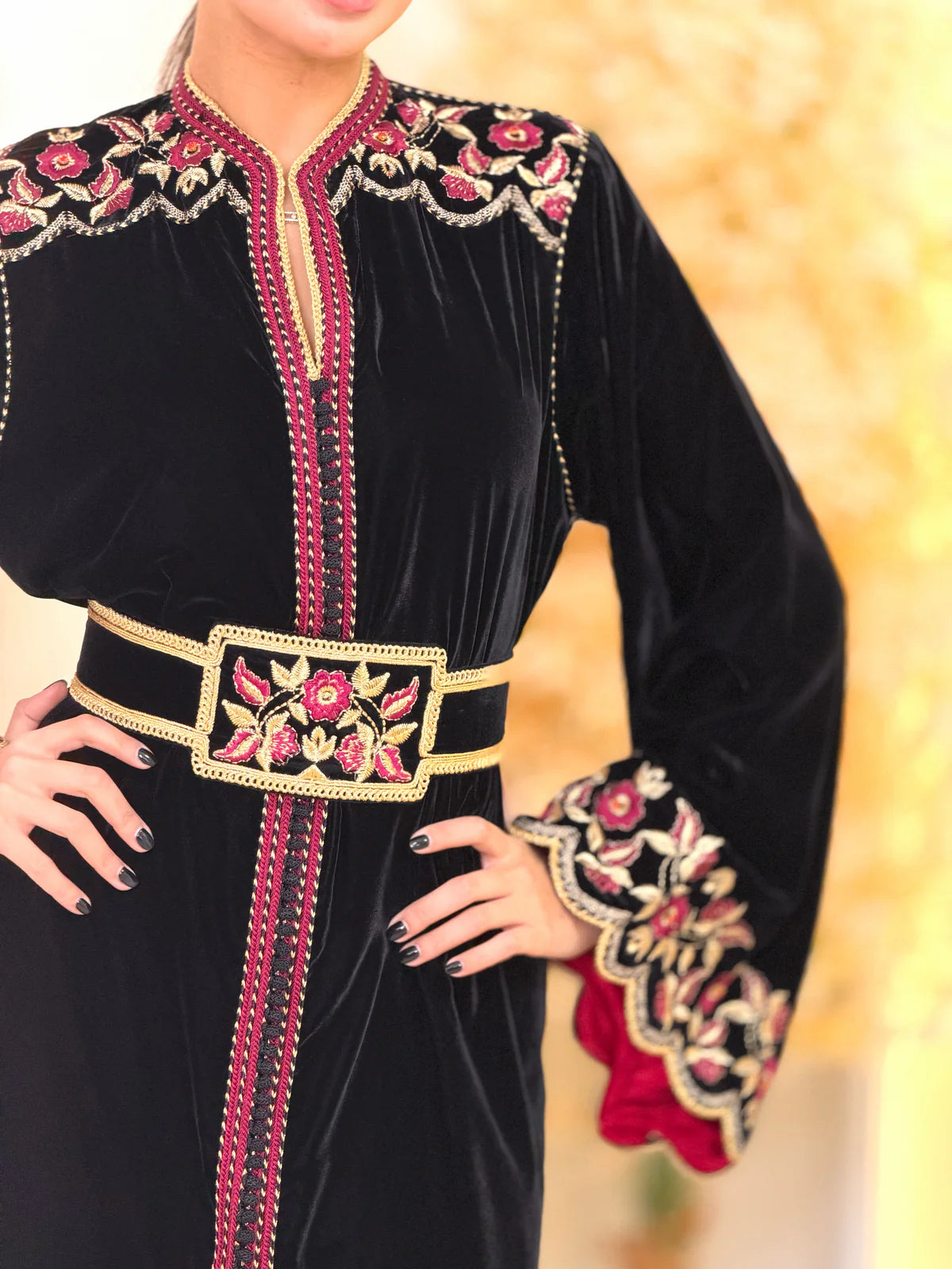 Lamiaa Noir Kaftan – Robe marocaine artisanale