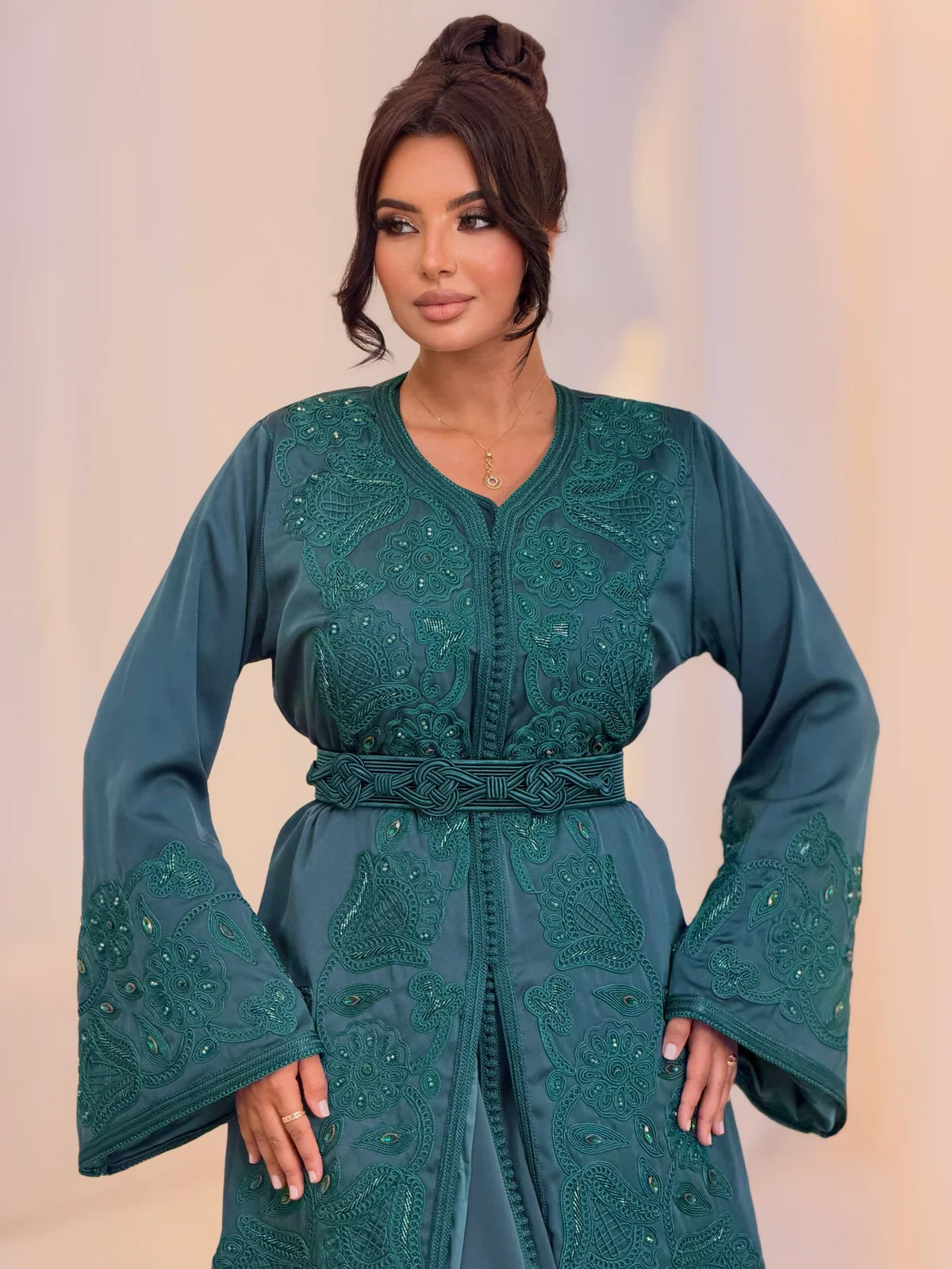 Takchita Aminaa bleu-vert – Robe de cérémonie marocaine 2 pièces