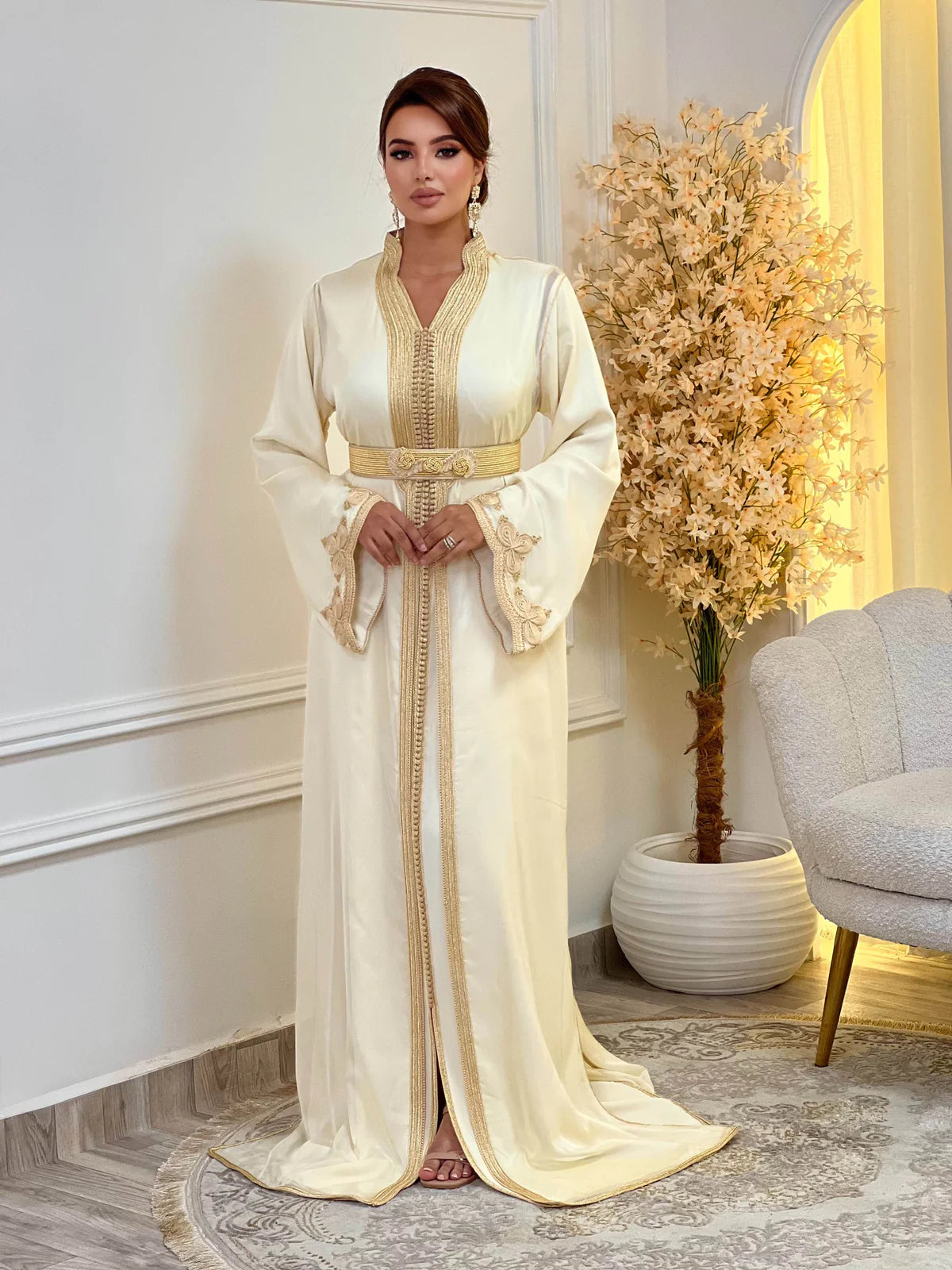 Samira Beige Takchita – Robe marocaine deux pièces