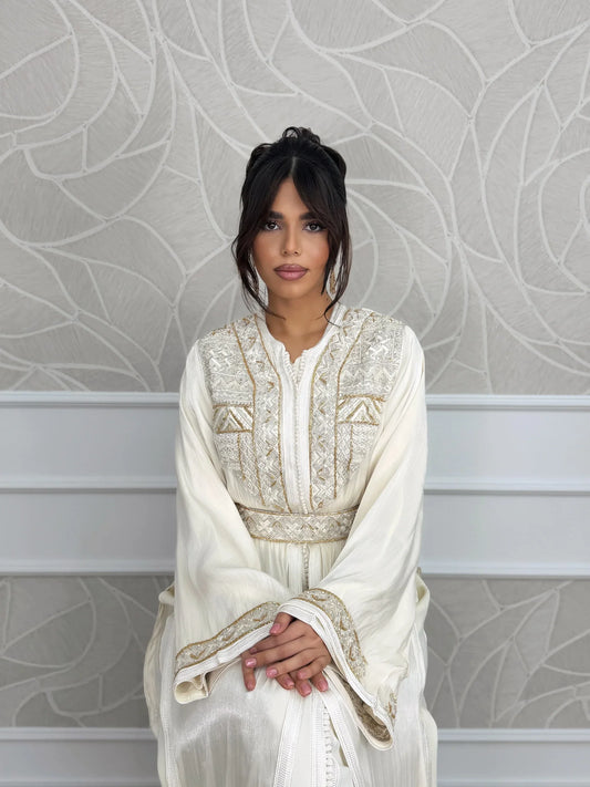 Nirmine Blanc Takchita – Robe marocaine deux pièces
