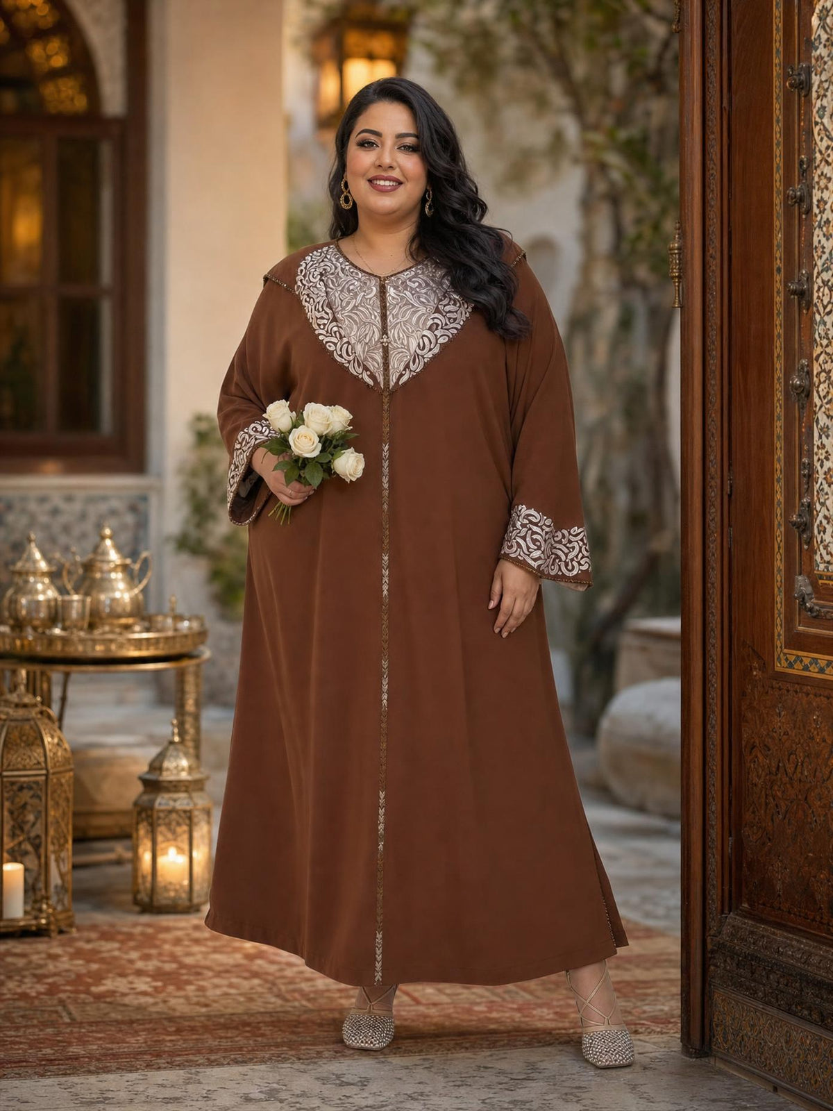Batoule Marron Djellaba – Tunique marocaine décontractée \u2014 plus-size model
