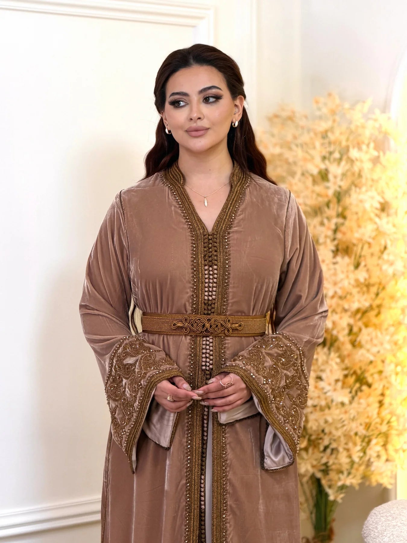 Khadija Marron Takchita – Robe marocaine deux pièces – vue produit 5