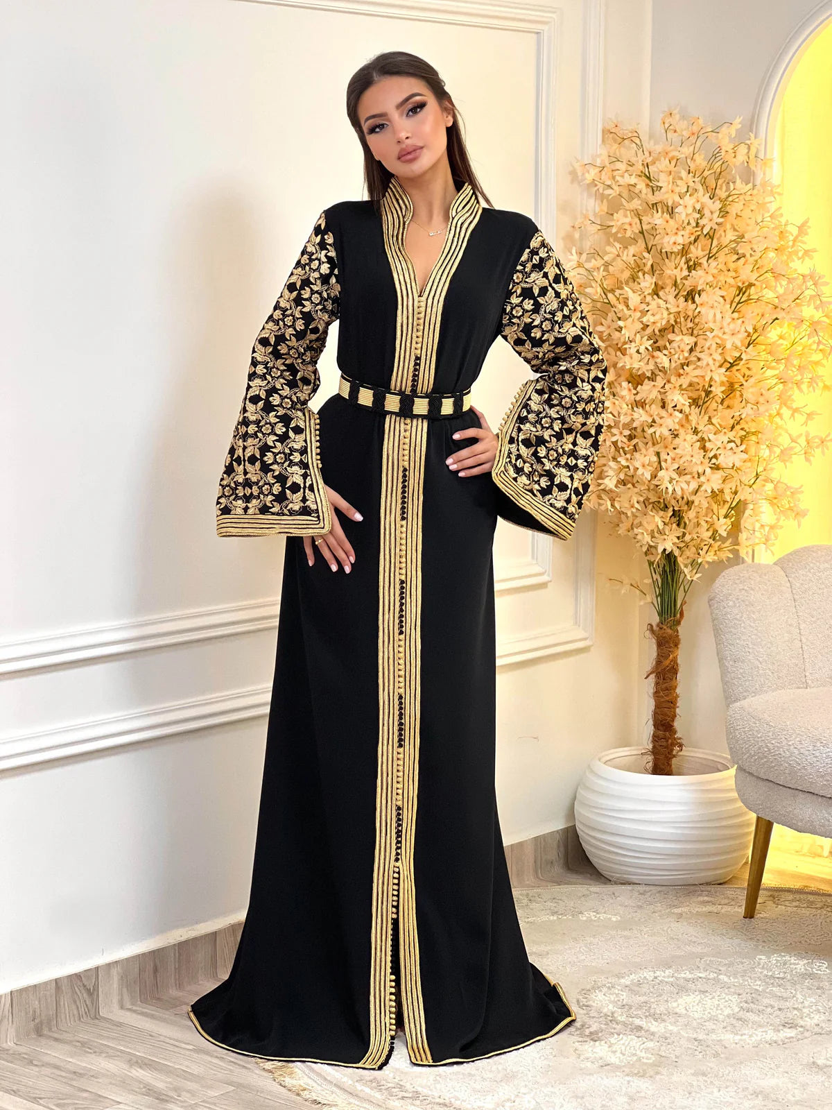 Fajr Noir Kaftan – Robe marocaine artisanale – vue produit 3