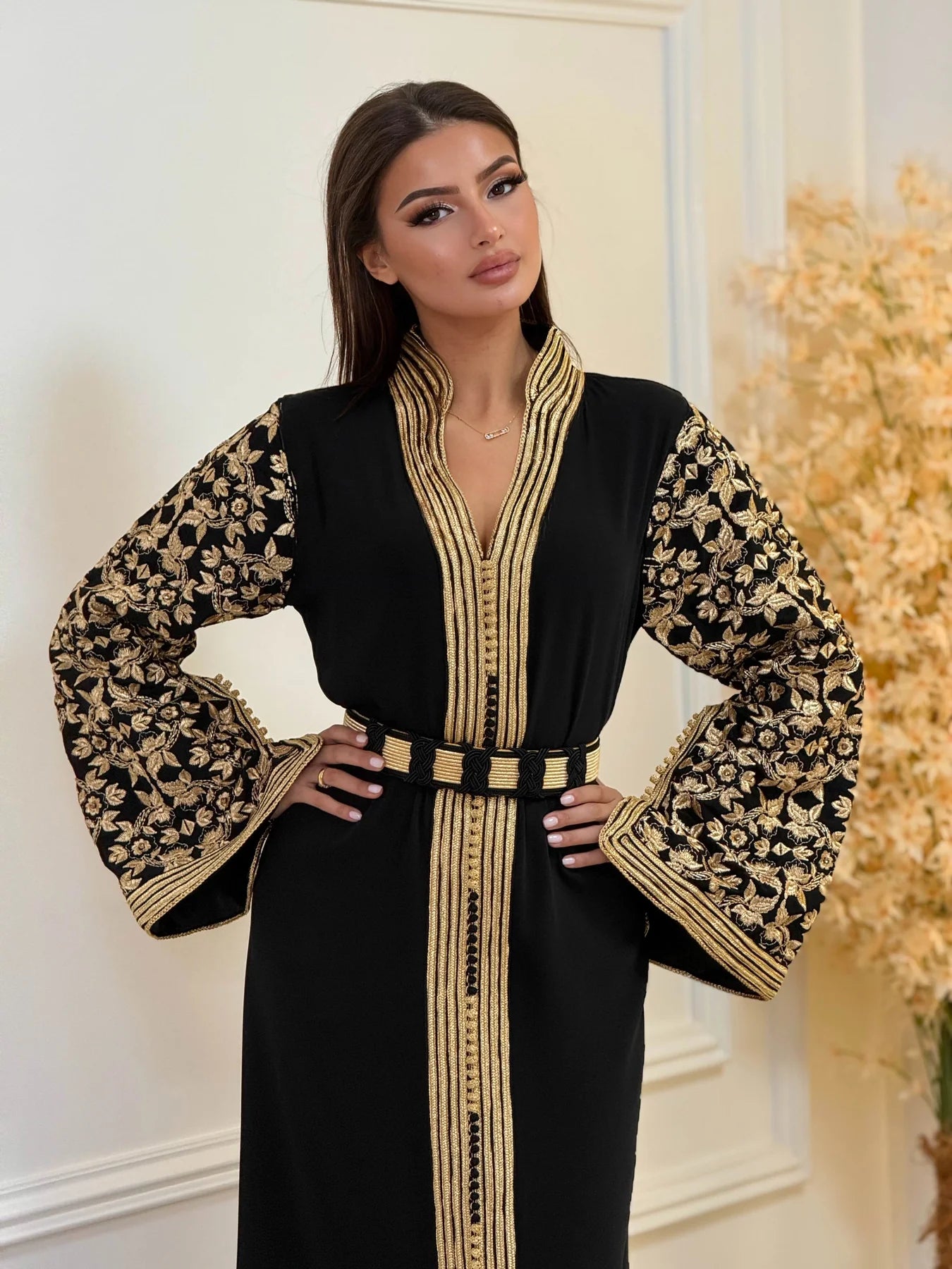 Fajr Noir Kaftan – Robe marocaine artisanale – vue produit 6