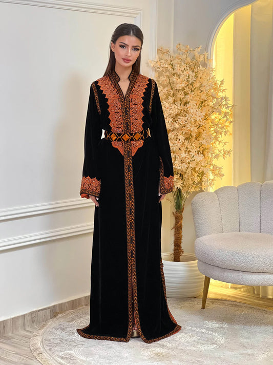 Kinda Noir Kaftan – Robe marocaine artisanale