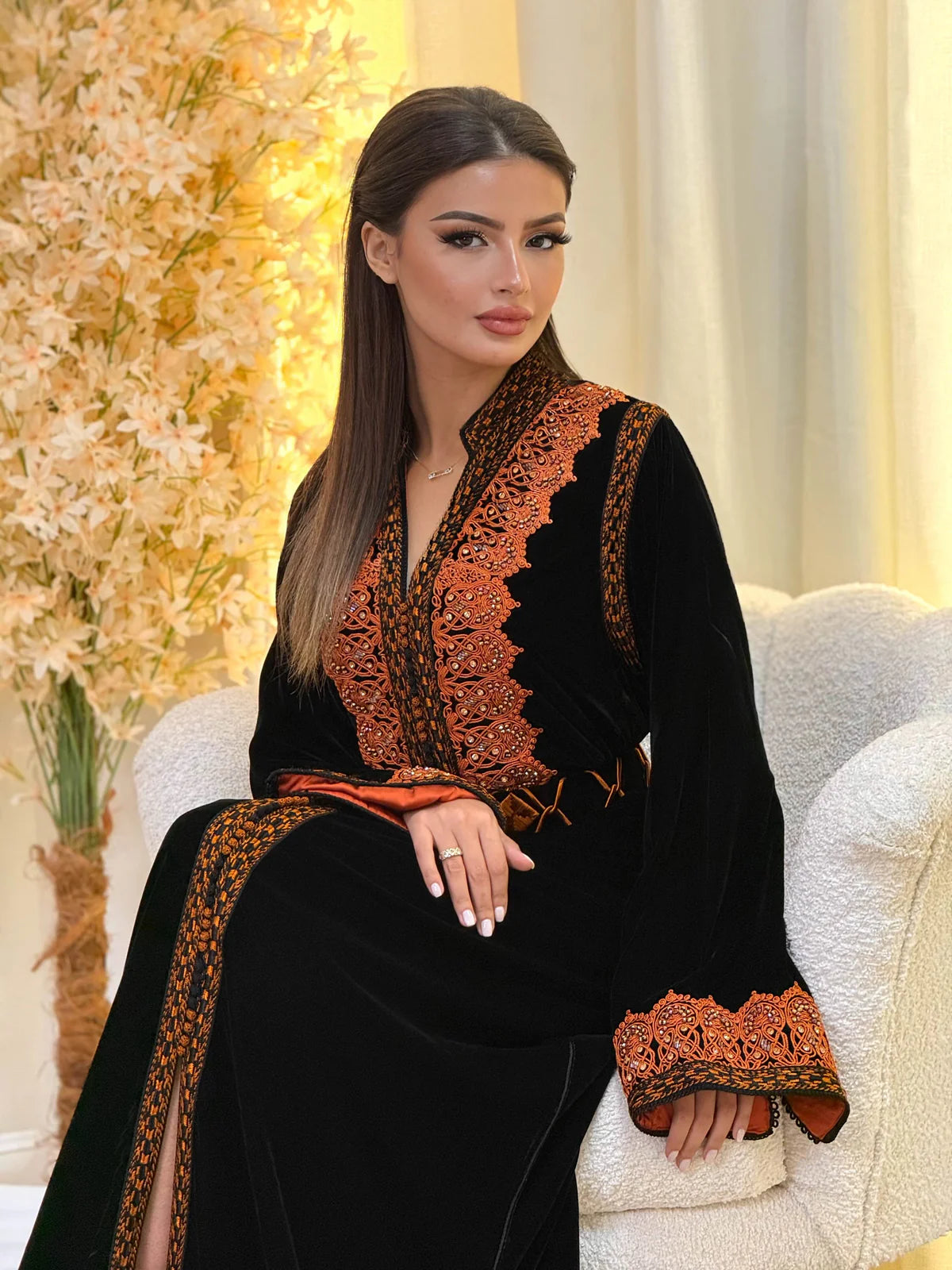 Kinda Noir Kaftan – Robe marocaine artisanale – vue produit 6