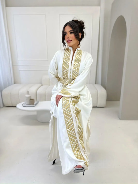 Chorok Blanc Kaftan – Robe marocaine artisanale – vue produit 2