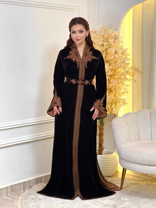 Ayla Noir Kaftan – Robe marocaine artisanale – vue produit 2