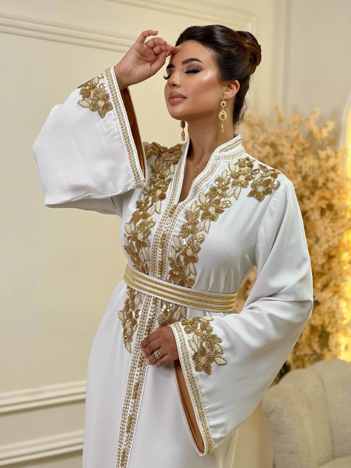 Rihab Blanc Kaftan – Robe marocaine artisanale – vue produit 3