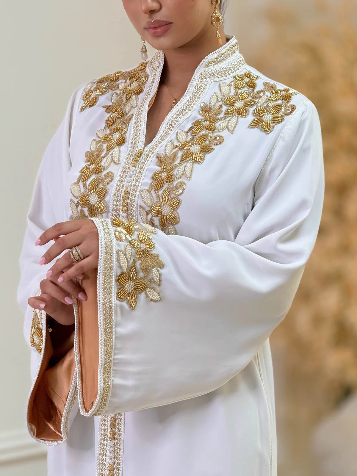 Rihab Blanc Kaftan – Robe marocaine artisanale – vue produit 5